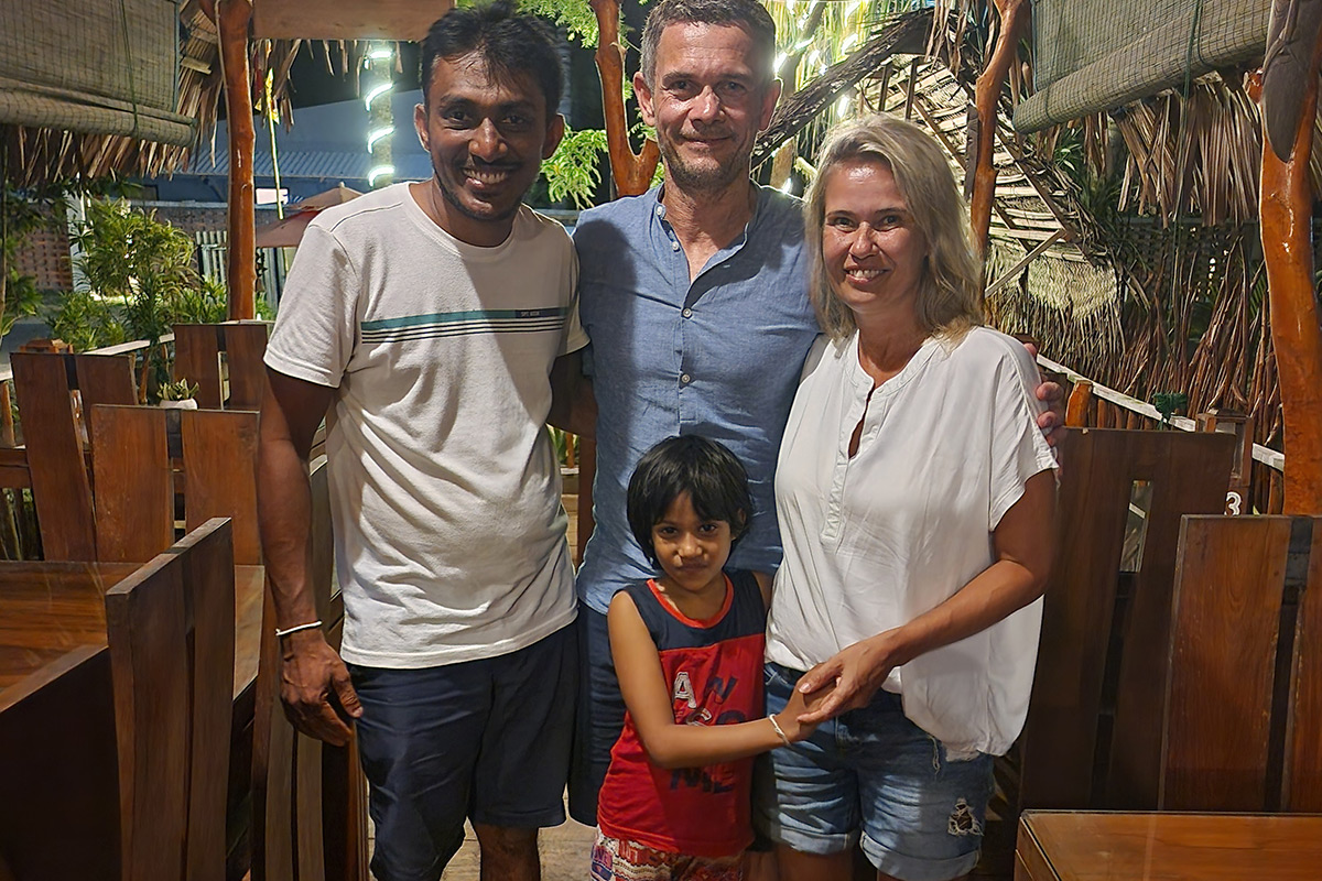 Damith, Sanulya, Robert and Heidi Damit, Sanulya, Robert und Heidi